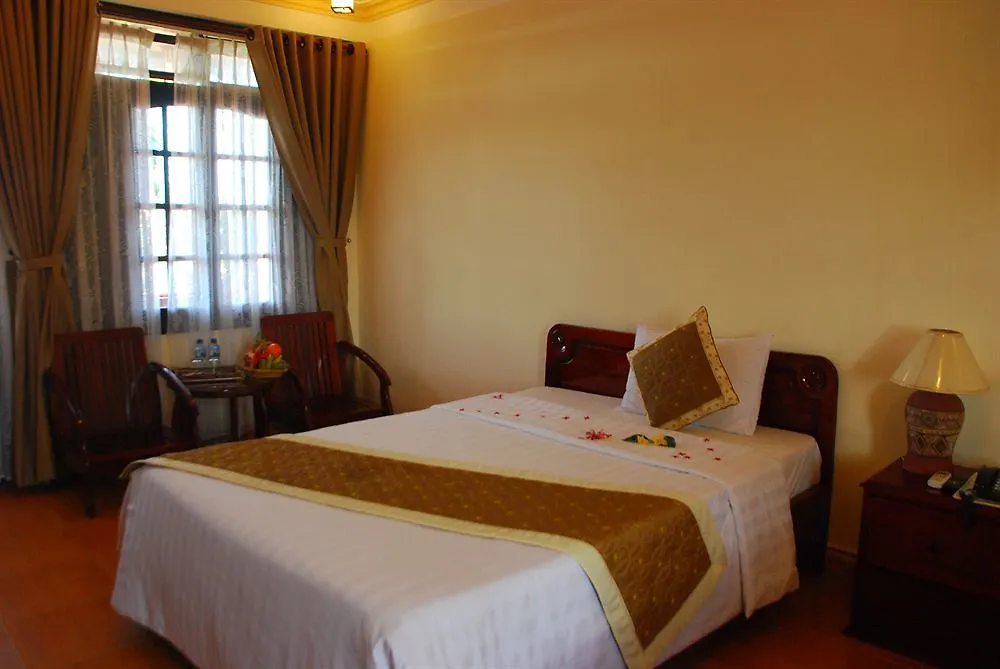 Pho Hoi Riverside Resort Hoi An 3*,