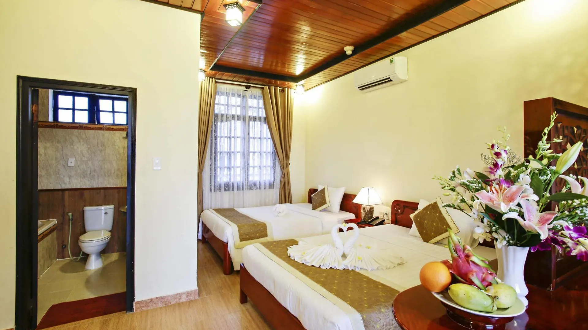 Pho Hoi Riverside Resort Hoi An 3*,